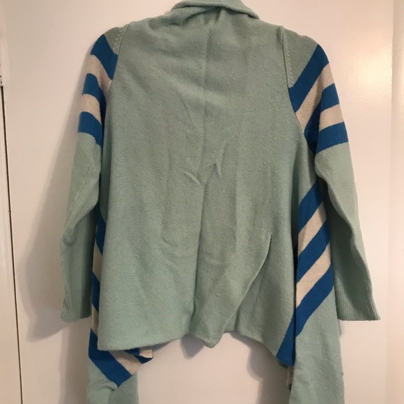 Vineyard Vines sweater - Picture 4 of 4